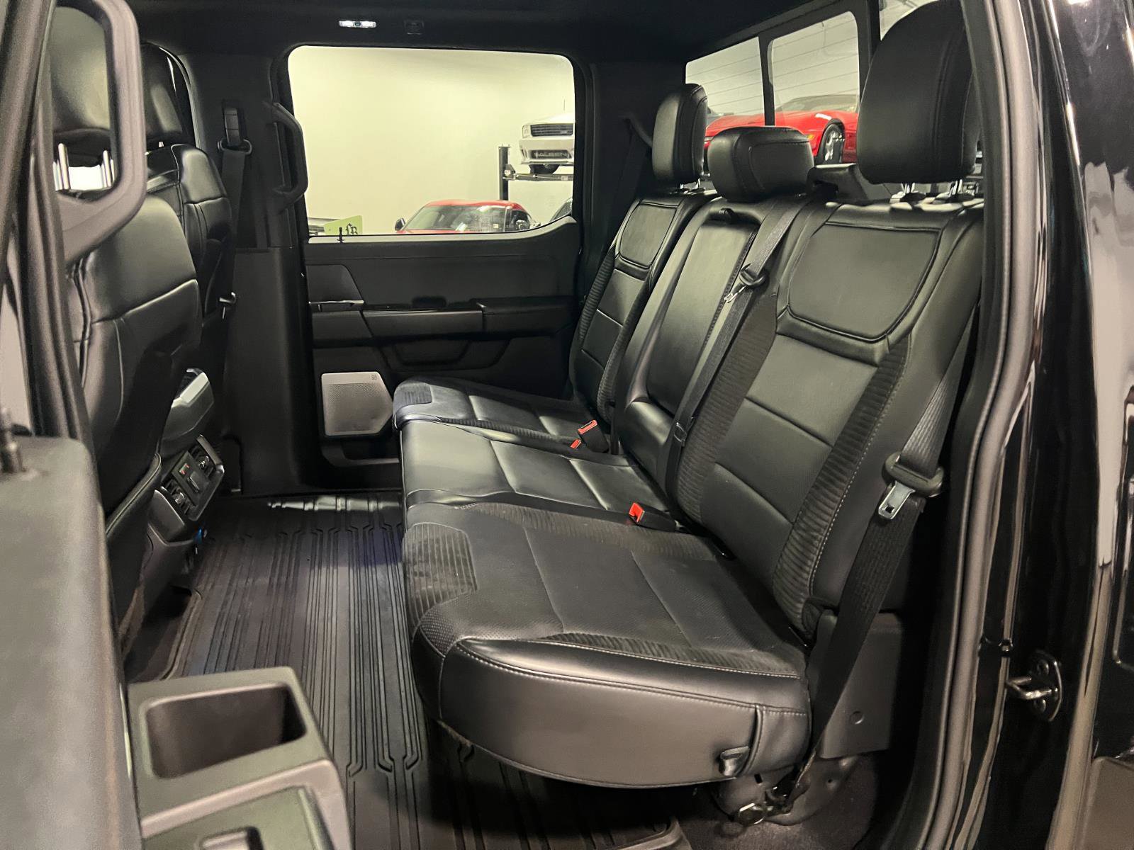 Used 2023 Ford F150 Raptor AWD/4WD image 28
