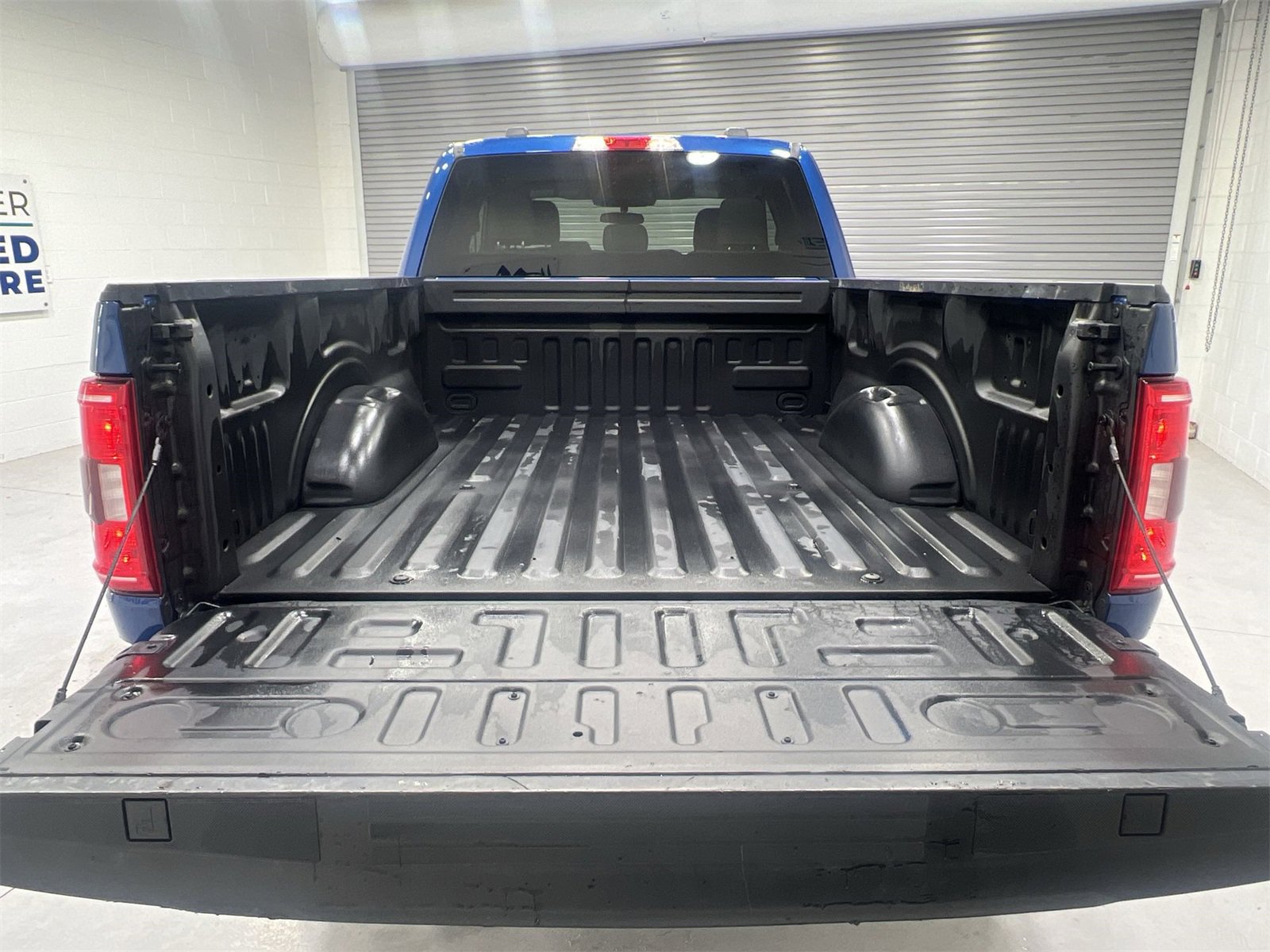 Used 2023 Ford F150 XLT w/ Trailer Tow Package image 23