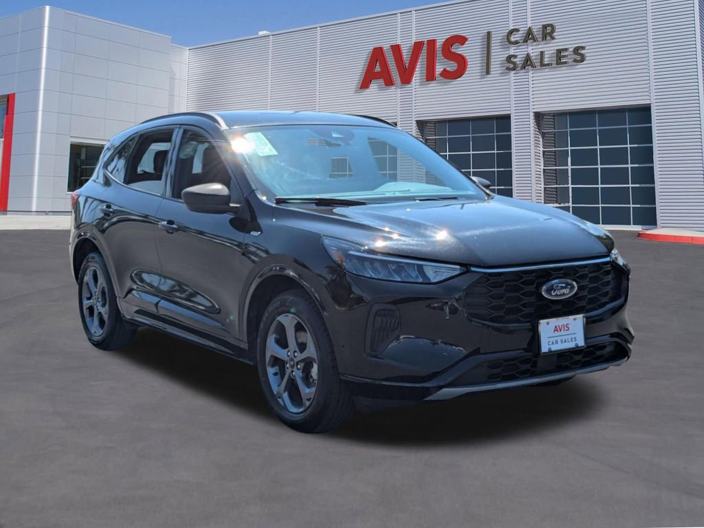 Used 2024 Ford Escape ST-Line image 3