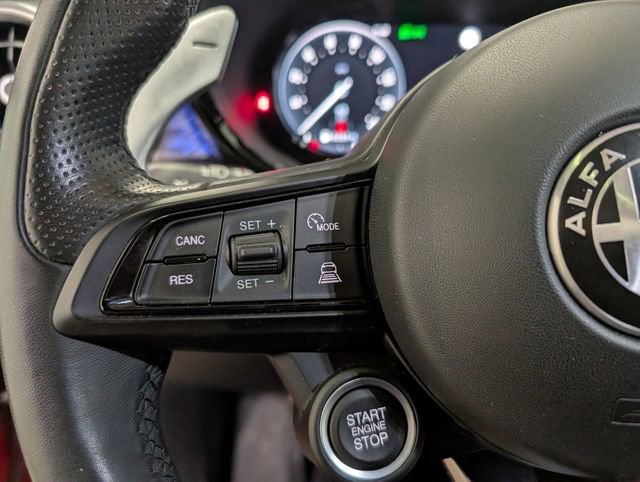 Used 2024 Alfa Romeo Tonale Veloce w/ Premium Interior Package image 19