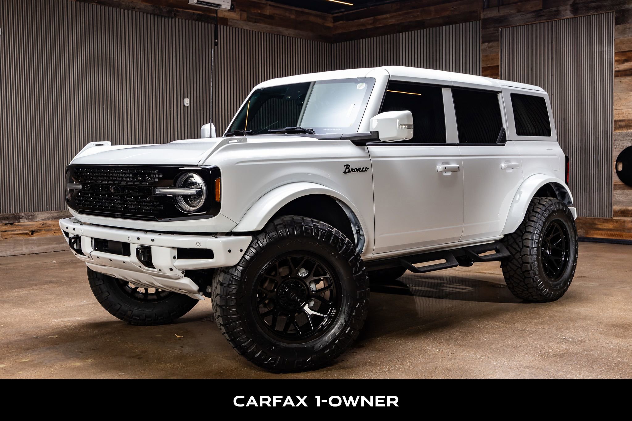 Used 2024 Ford Bronco Badlands image 5