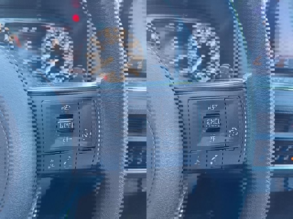 Certified 2023 Nissan Rogue S image 21