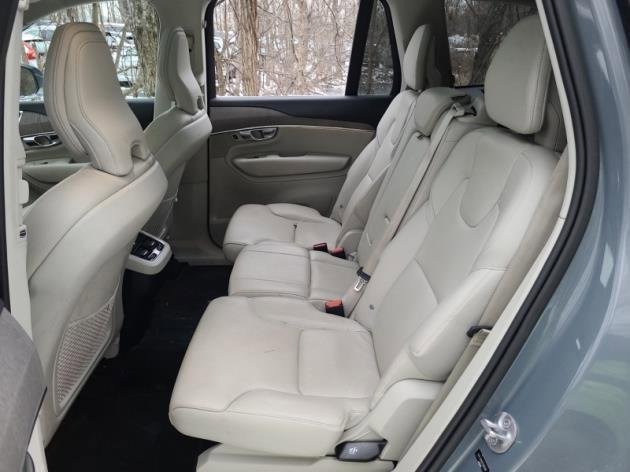 Used 2023 Volvo XC90 B5 Plus image 7