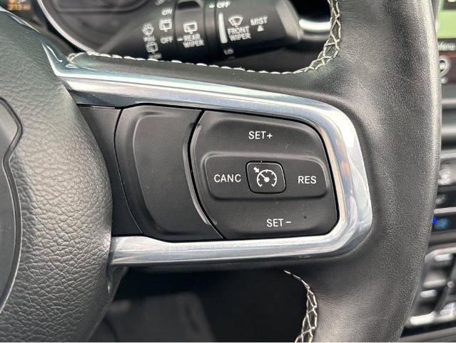 Used 2023 Jeep Wrangler Unlimited Sahara w/ Cold Weather Group AWD/4WD image 21
