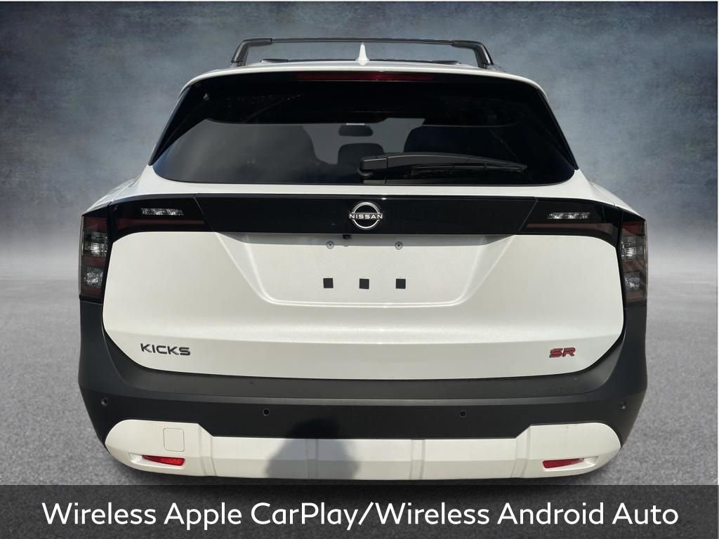 Used 2025 Nissan Kicks SR image 7