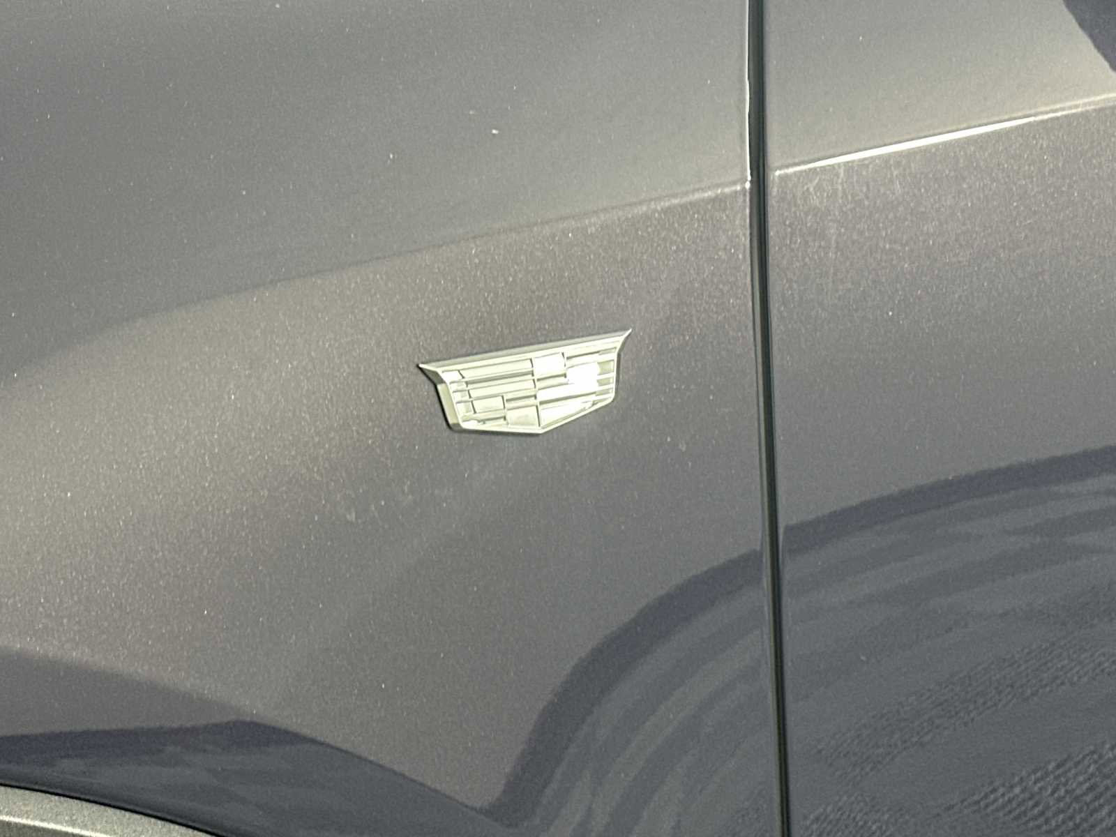 Used 2025 Cadillac XT4 Premium Luxury image 12