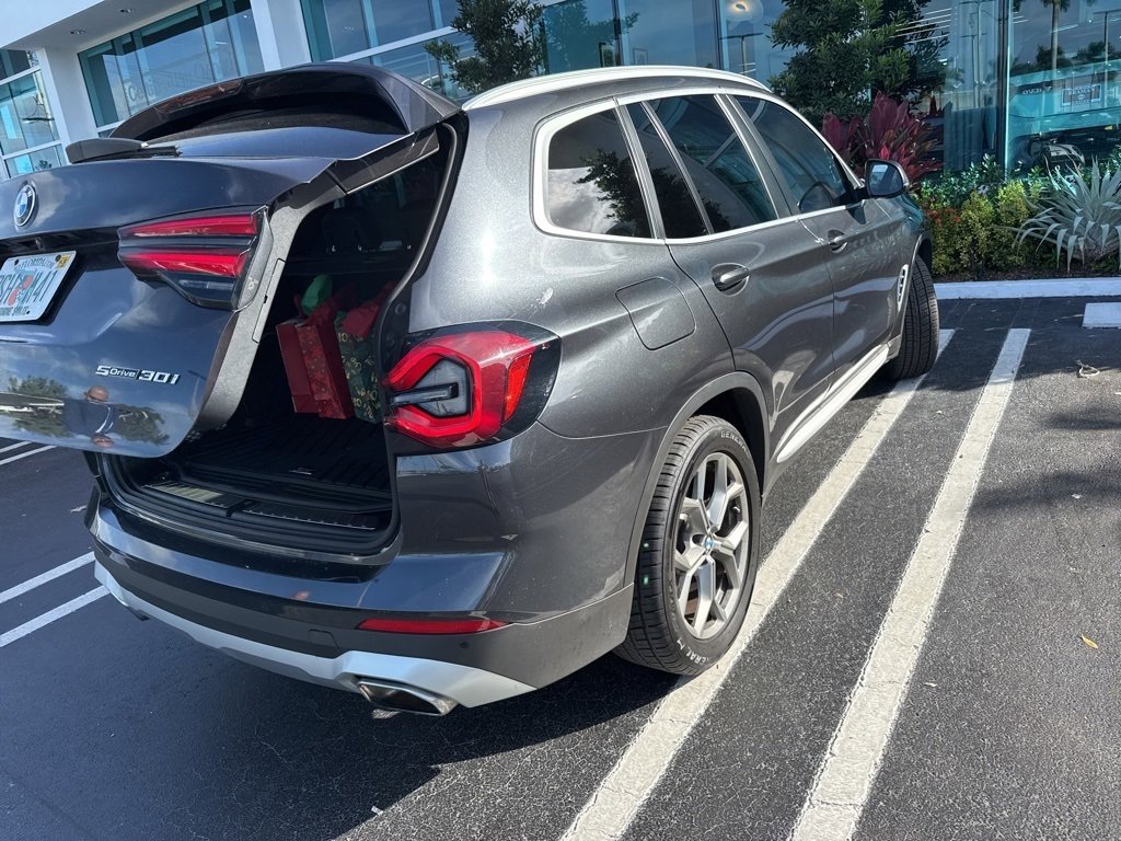 Used 2024 BMW X3 sDrive30i w/ Convenience Package image 9