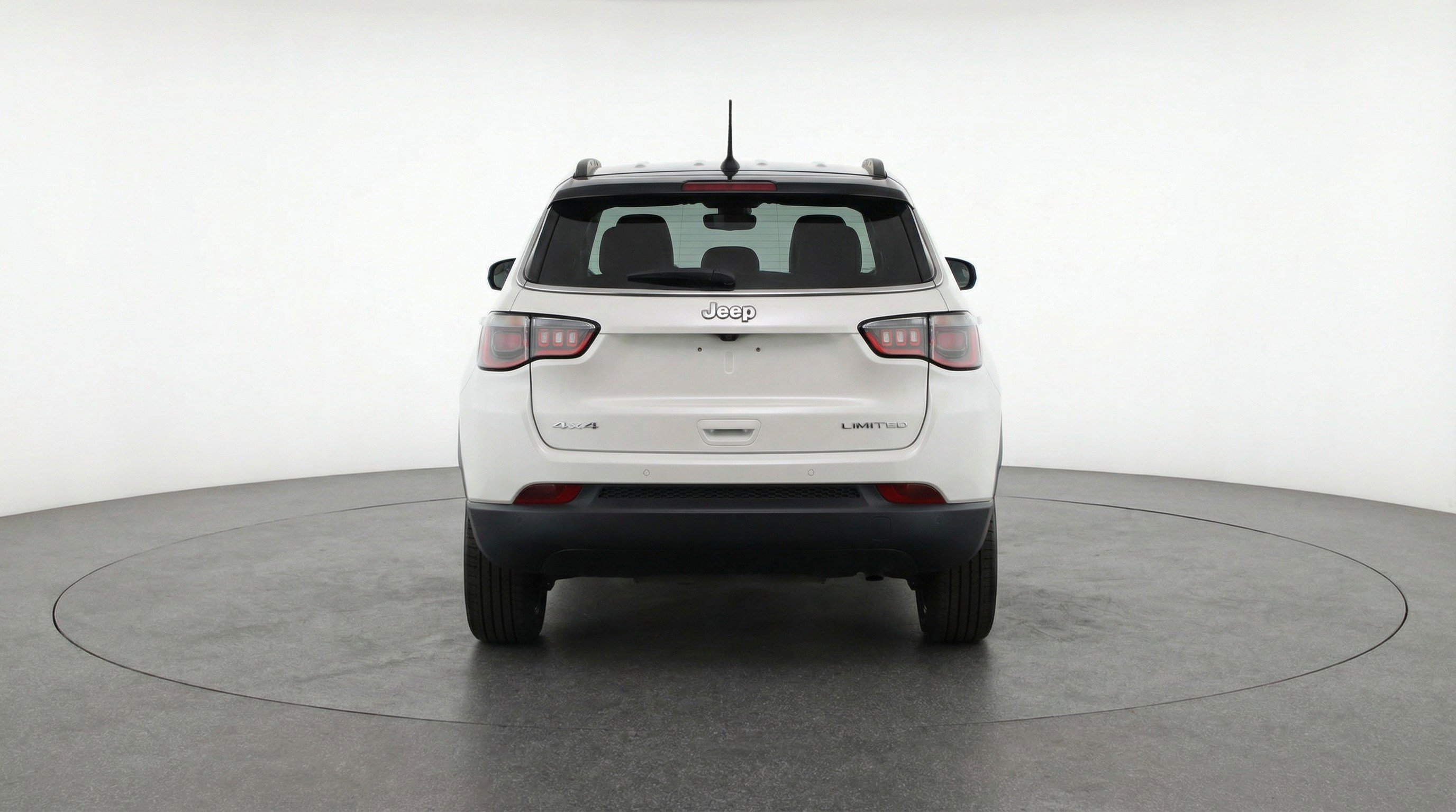 Used 2025 Jeep Compass Limited AWD/4WD image 7
