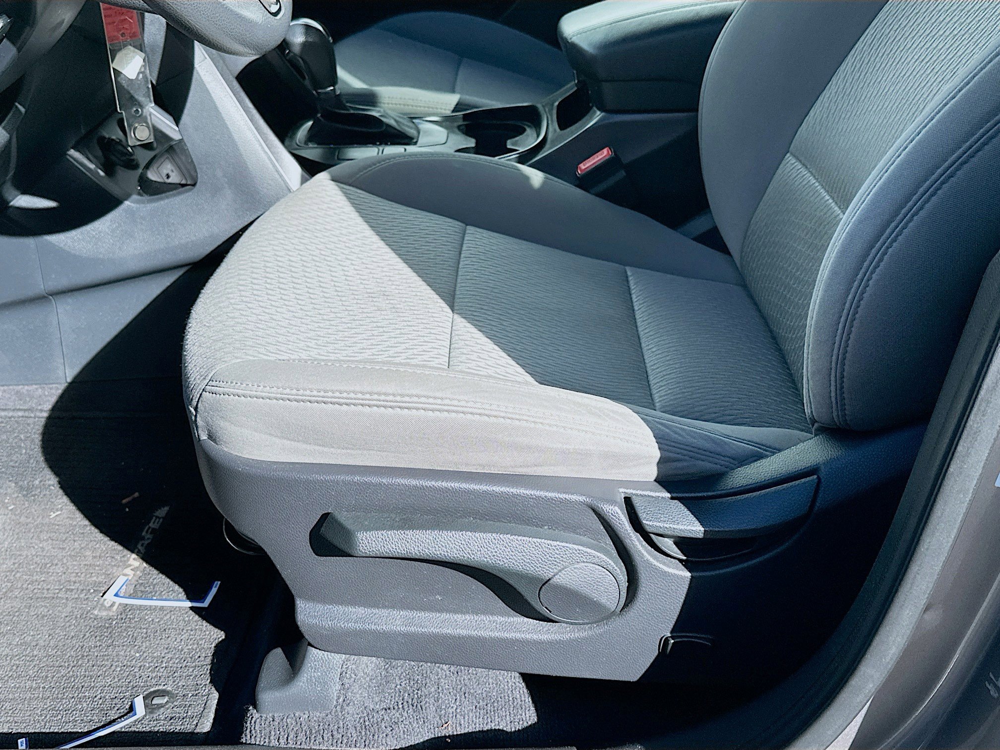 Used 2017 Hyundai Santa Fe Sport image 15