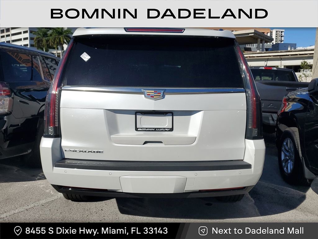 Used 2020 Cadillac Escalade 2WD image 4