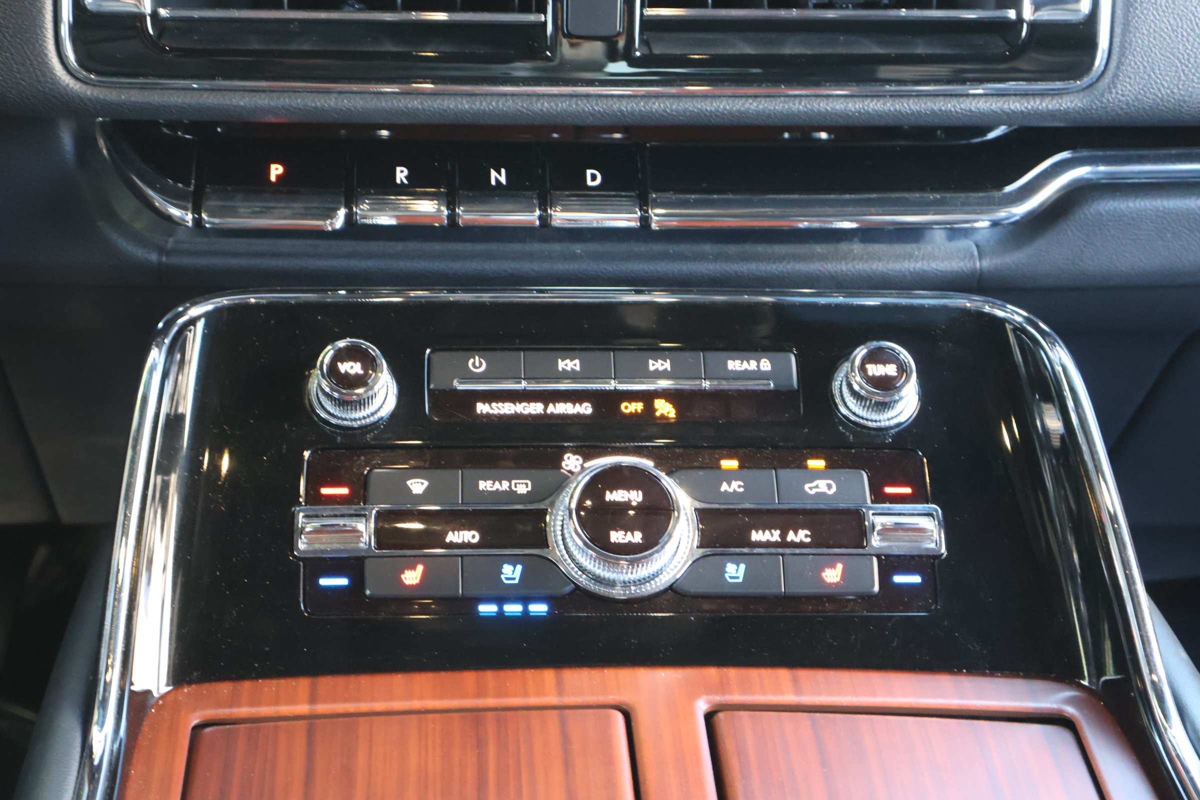 Used 2022 Lincoln Navigator Reserve RWD image 22
