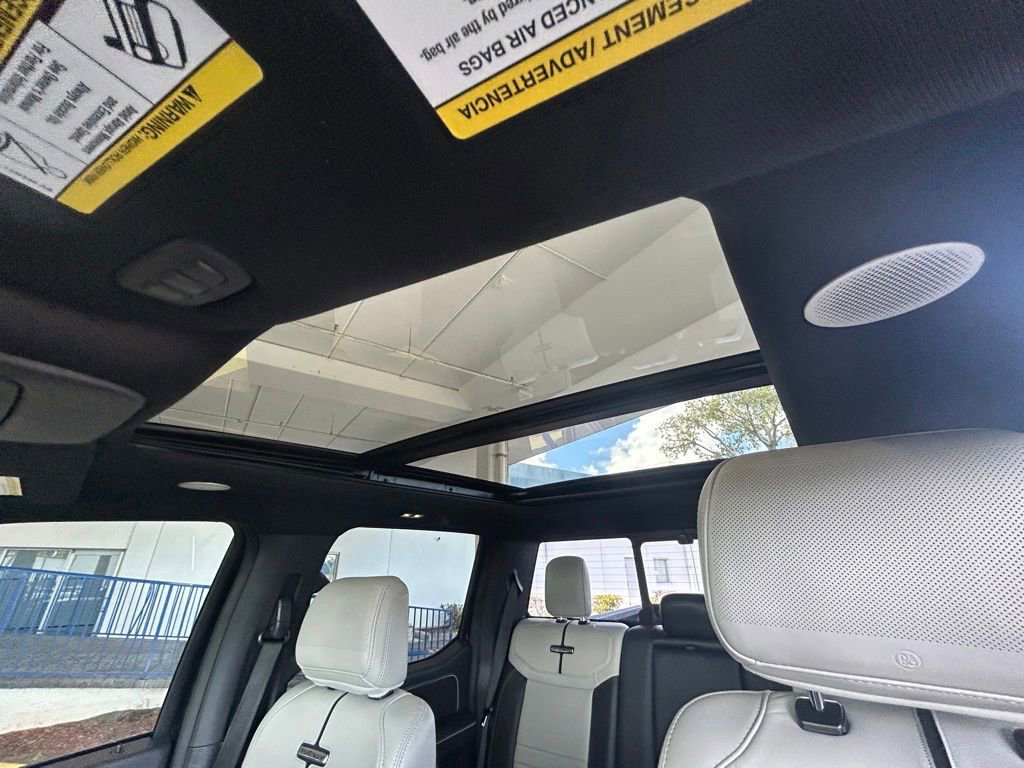 Used 2023 Ford F150 Lightning Platinum image 11