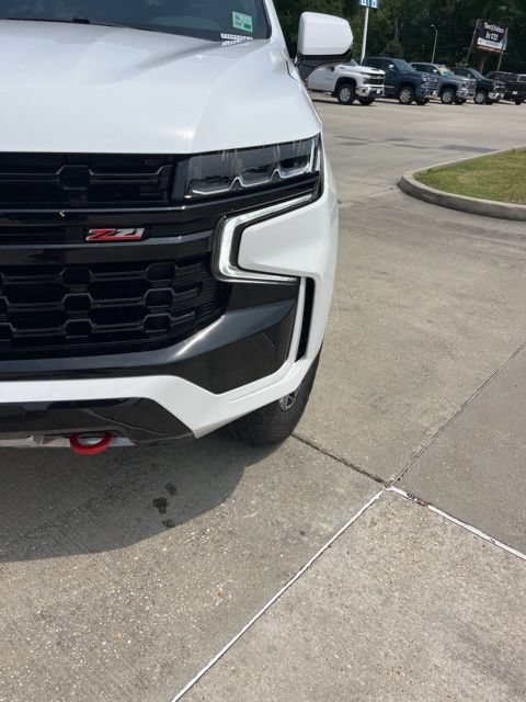 Used 2023 Chevrolet Tahoe Z71 w/ Z71 Off-Road Package AWD/4WD image 13
