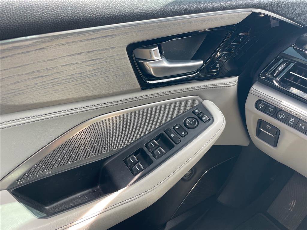 Used 2022 Acura MDX SH-AWD w/ Advance Package image 19