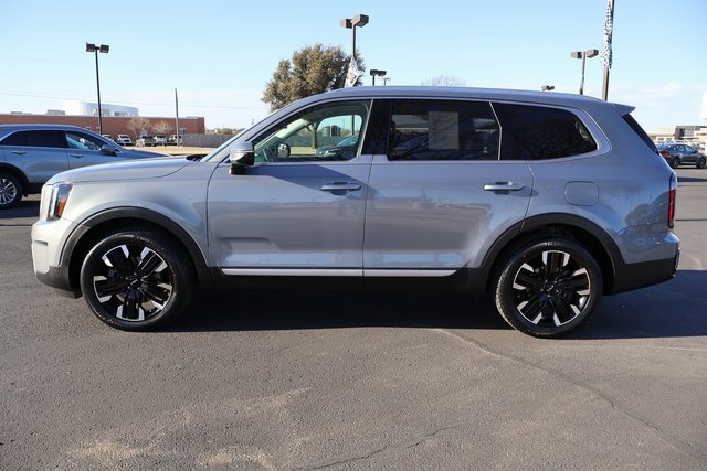 Used 2024 Kia Telluride SX Prestige image 2
