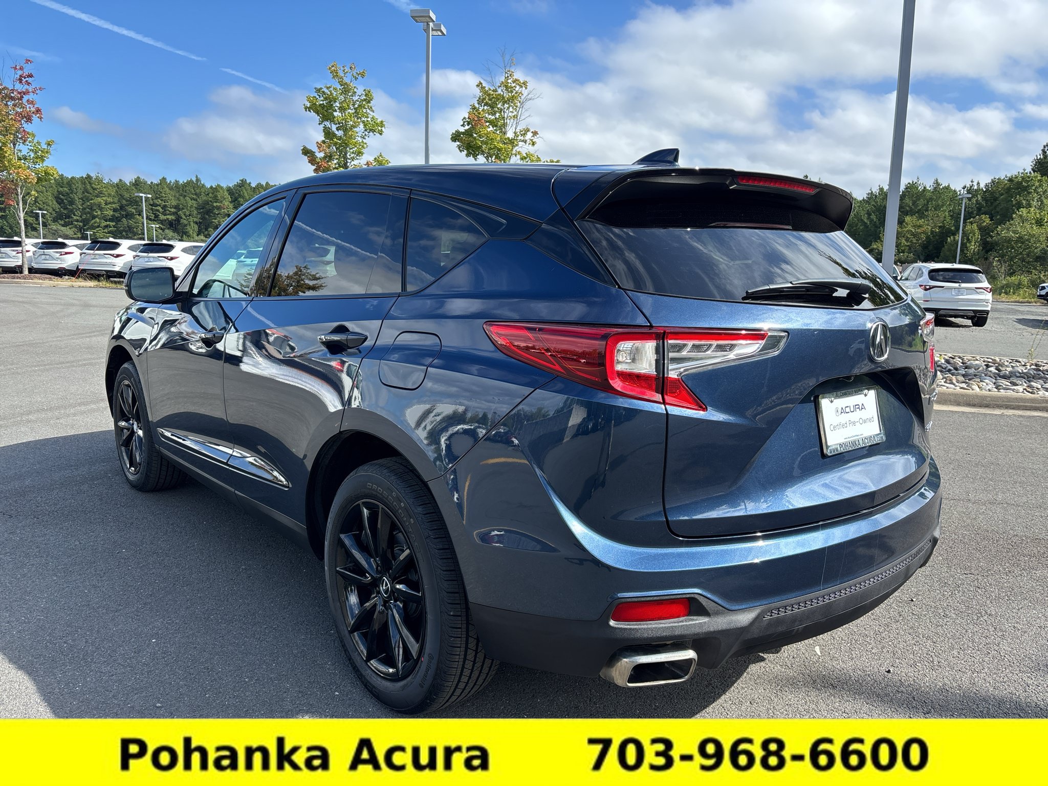 Used 2025 Acura RDX SH-AWD image 4