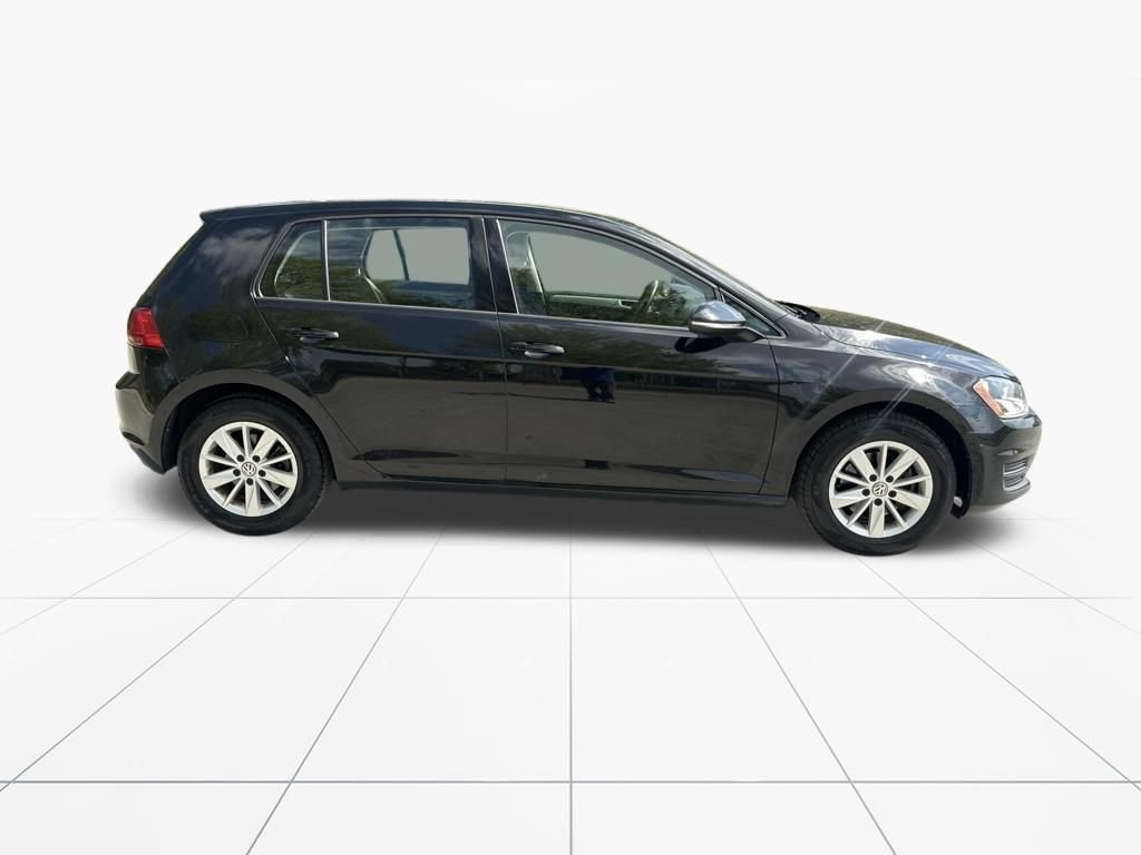 Used 2016 Volkswagen Golf S FWD image 10