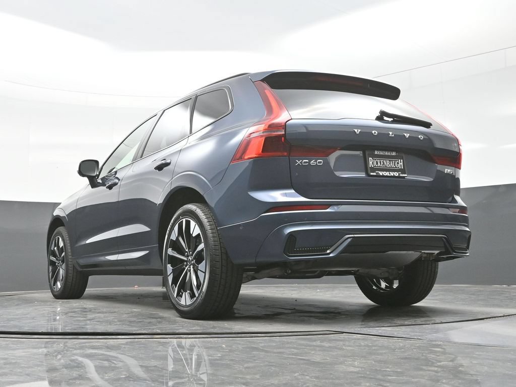 New 2026 Volvo XC60 B5 Plus w/ Climate Package AWD/4WD image 31