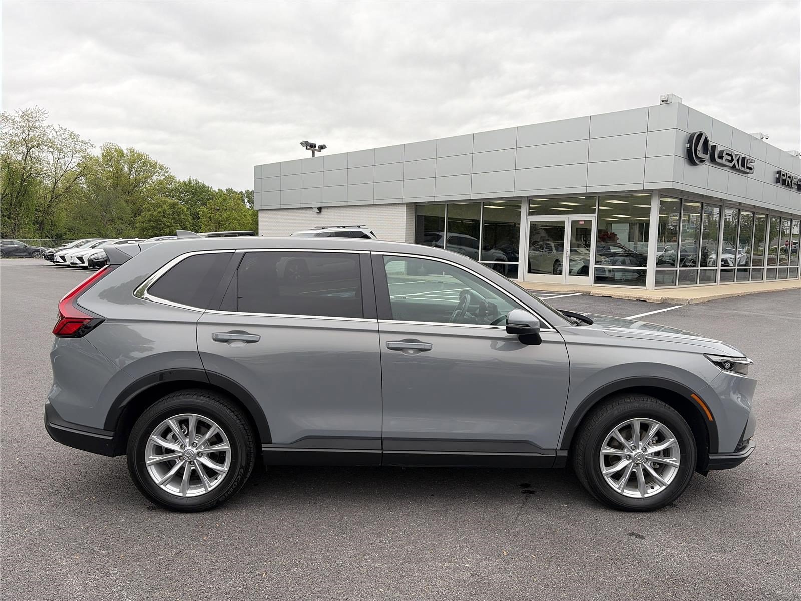 Used 2024 Honda CR-V EX-L image 6