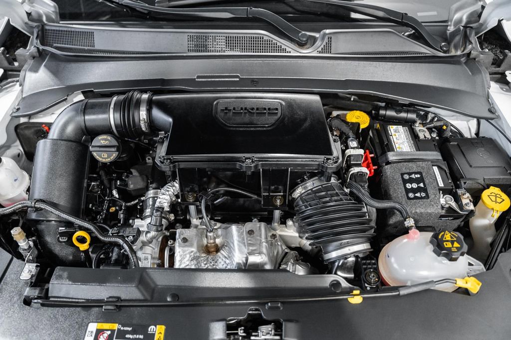 Certified 2024 Jeep Compass Latitude w/ Sun and Sound Group image 22