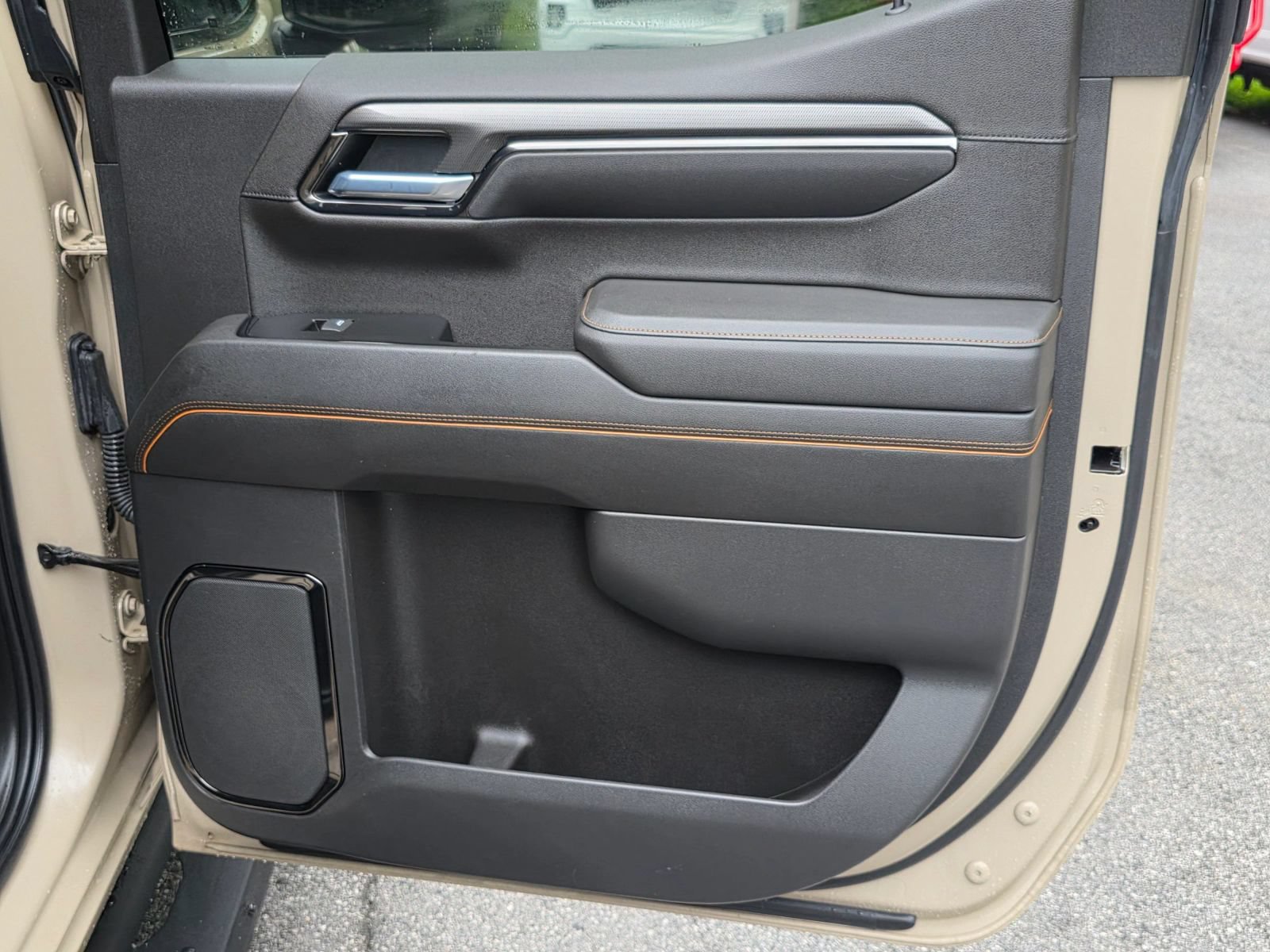 Used 2022 GMC Sierra 1500 AT4 w/ AT4 Premium Package AWD/4WD image 34