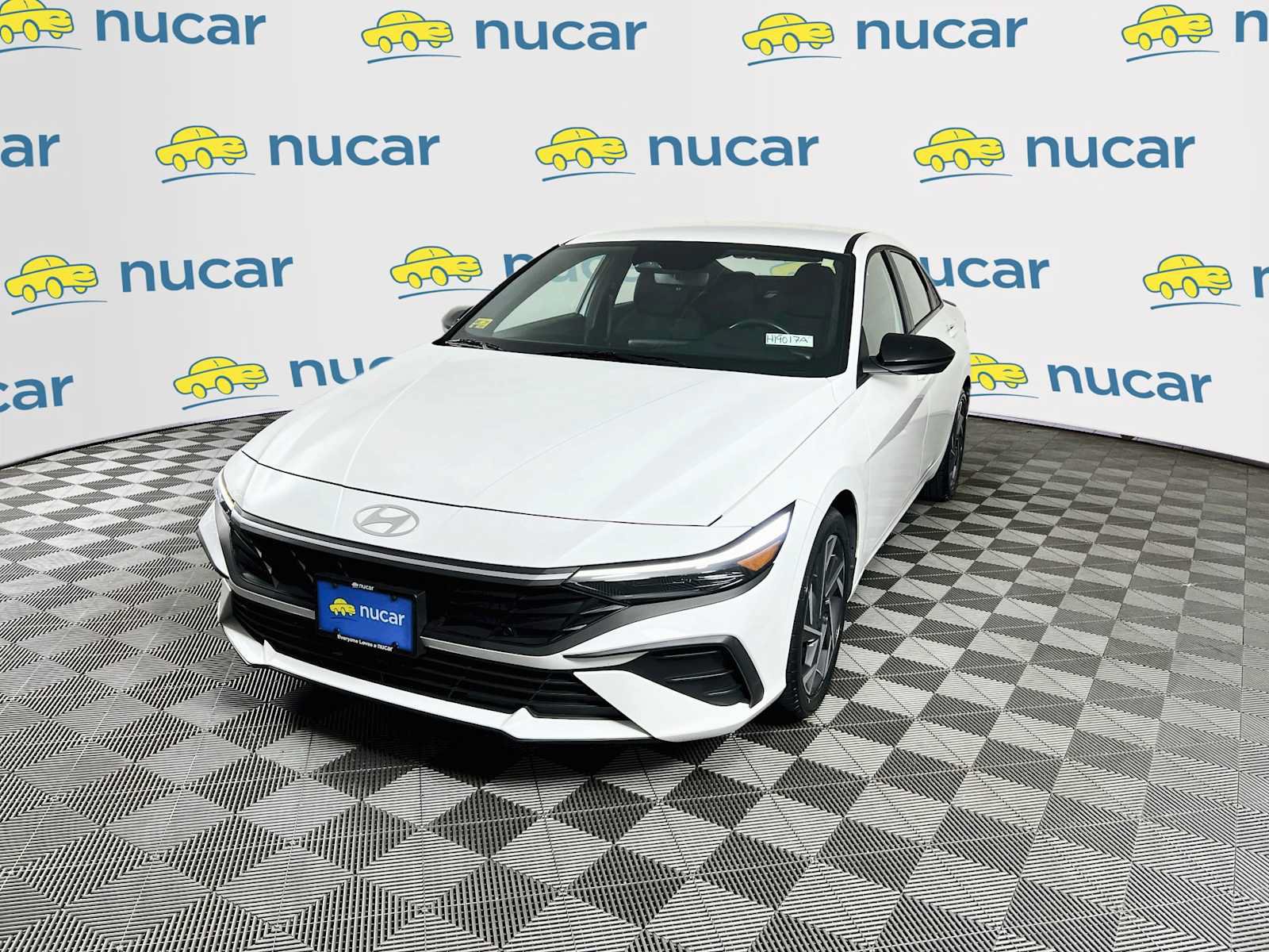 Certified 2025 Hyundai Elantra Sport FWD image 3