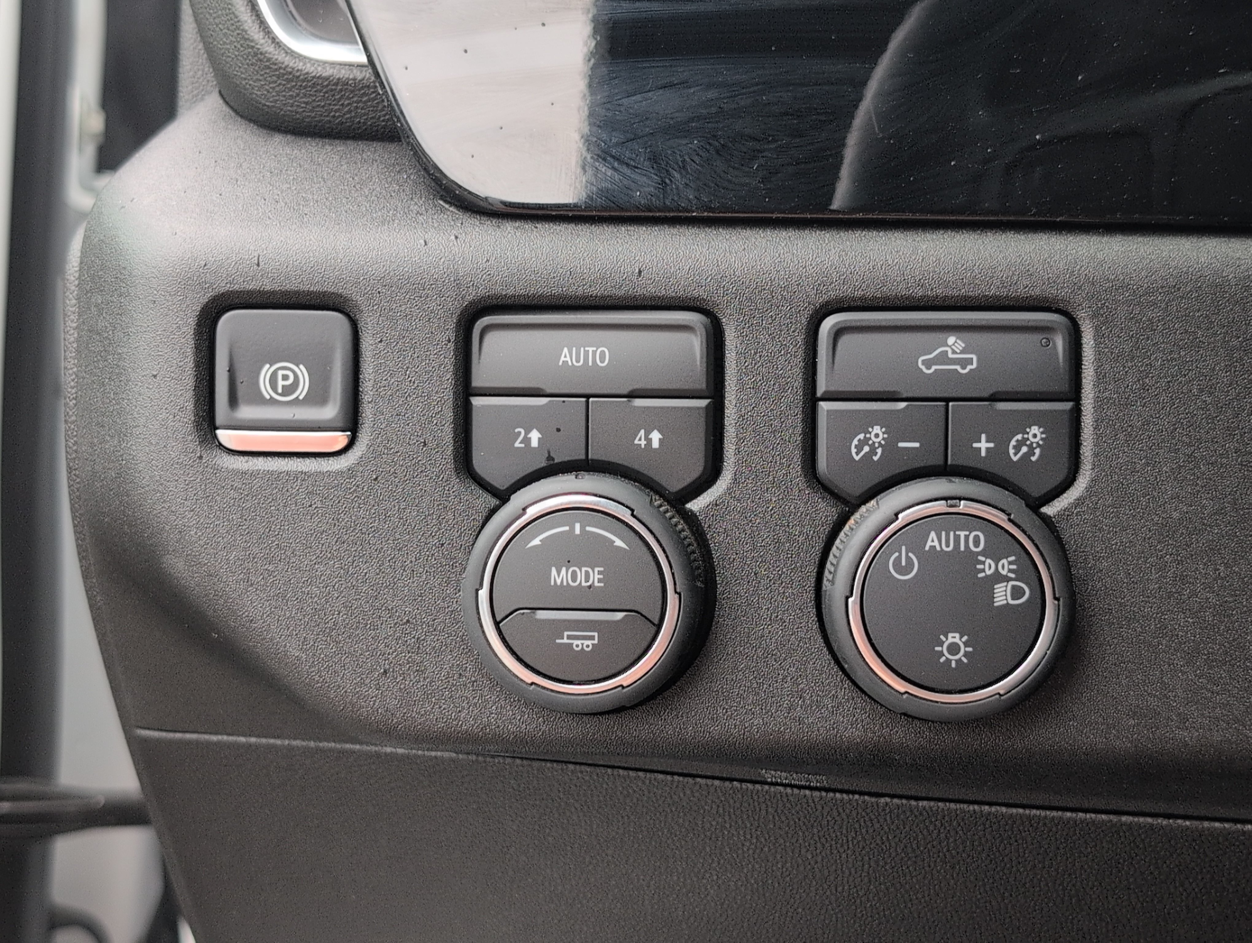Used 2026 Chevrolet Silverado 1500 LT AWD/4WD image 26
