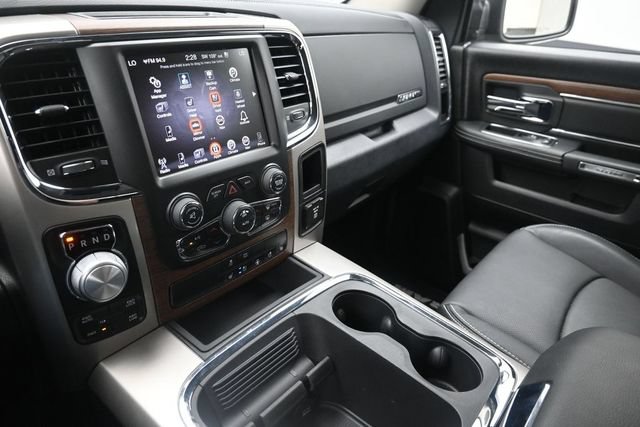 Used 2016 RAM 1500 Laramie w/ Convenience Group AWD/4WD image 29