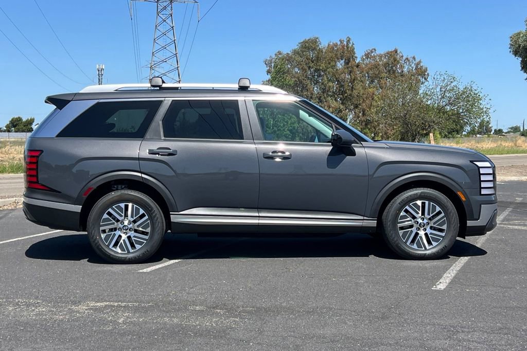 New 2026 Hyundai Palisade SEL image 3