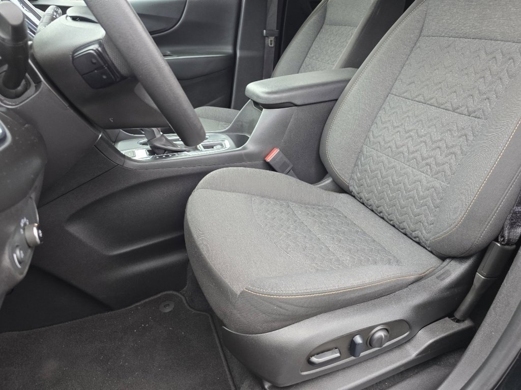 Used 2023 Chevrolet Equinox LT image 20
