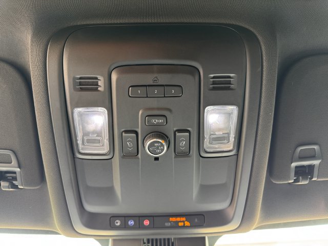 Used 2024 GMC Yukon XL AT4 w/ Max Trailering Package AWD/4WD image 28