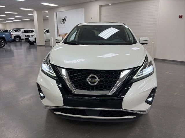 Used 2022 Nissan Murano SL w/ SL Moonroof Package FWD image 2
