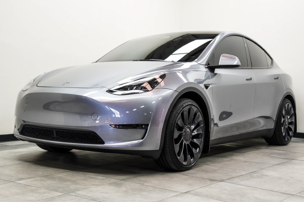 Used 2025 Tesla Model Y Performance AWD/4WD image 8
