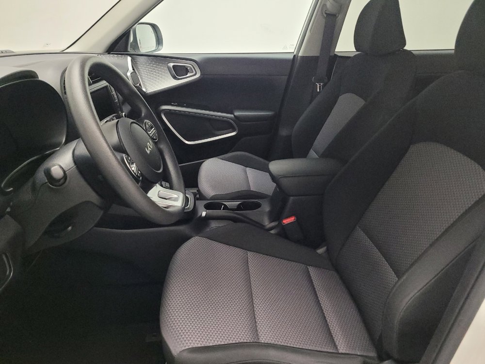 Used 2024 Kia Soul LX w/ Option Group 015 image 17