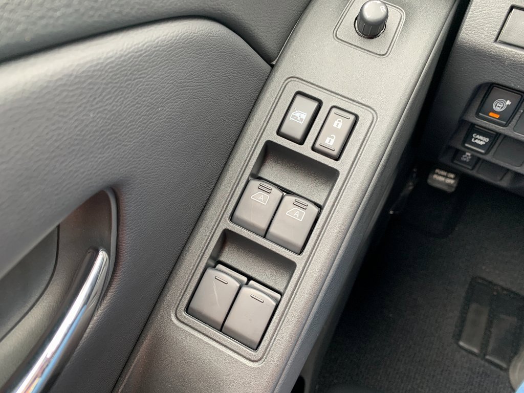 New 2026 Nissan Frontier PRO-4X w/ Pro-4x Convenience Package image 15