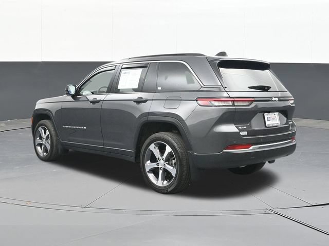 Used 2024 Jeep Grand Cherokee Limited AWD/4WD image 10