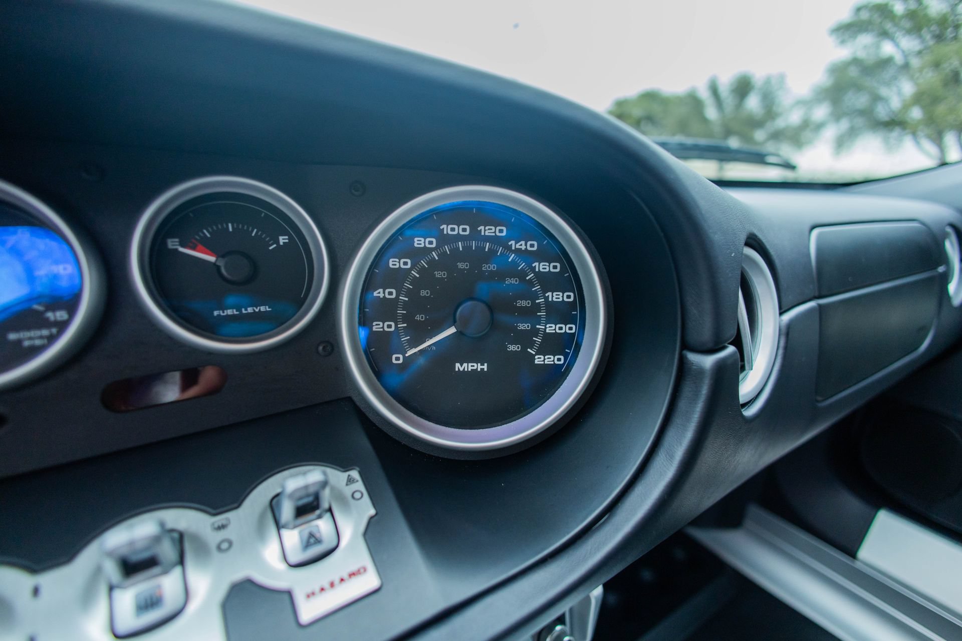Used 2006 Ford GT RWD image 67