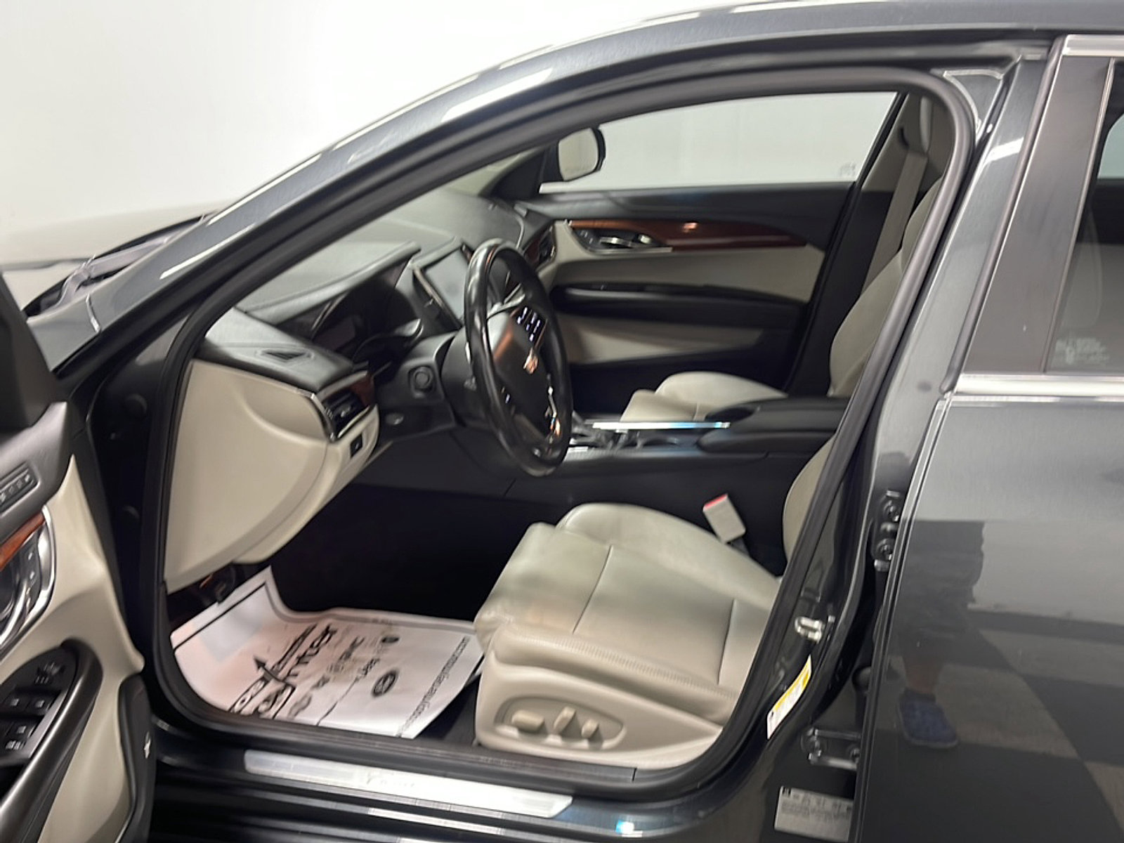 Used 2015 Cadillac ATS Luxury w/ Sun And Sound Package AWD/4WD image 2