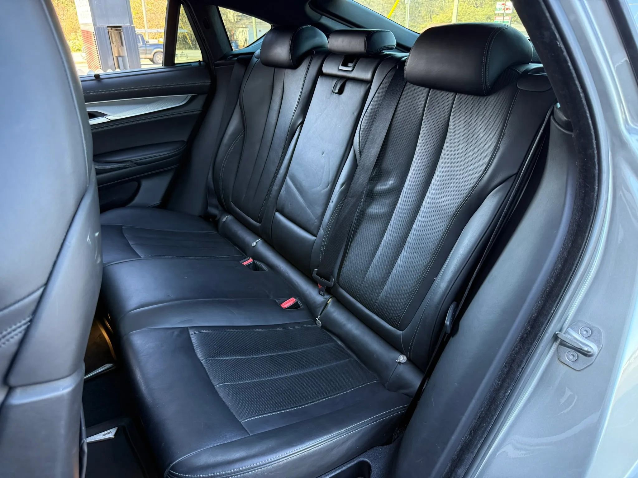 Used 2017 BMW X6 M image 29