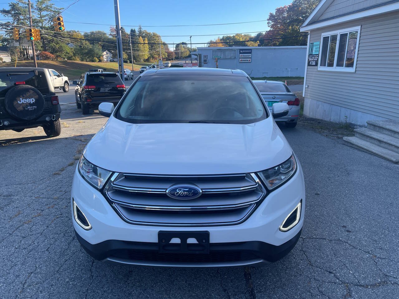 Used 2016 Ford Edge Titanium w/ Equipment Group 301A AWD/4WD image 4