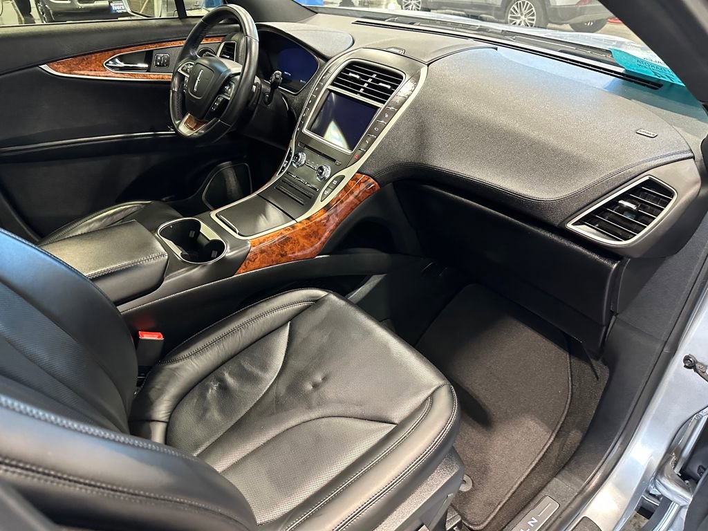 Used 2020 Lincoln Nautilus Reserve w/ Equipment Group 201A image 33