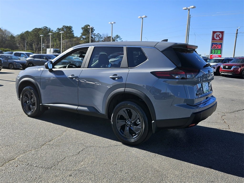 New 2026 Nissan Rogue SV image 7