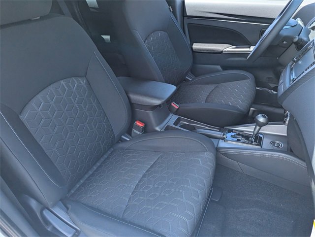 New 2025 Mitsubishi Outlander Sport ES image 6