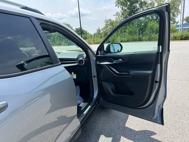 New 2026 Chevrolet Equinox LT w/ Convenience Package II image 35