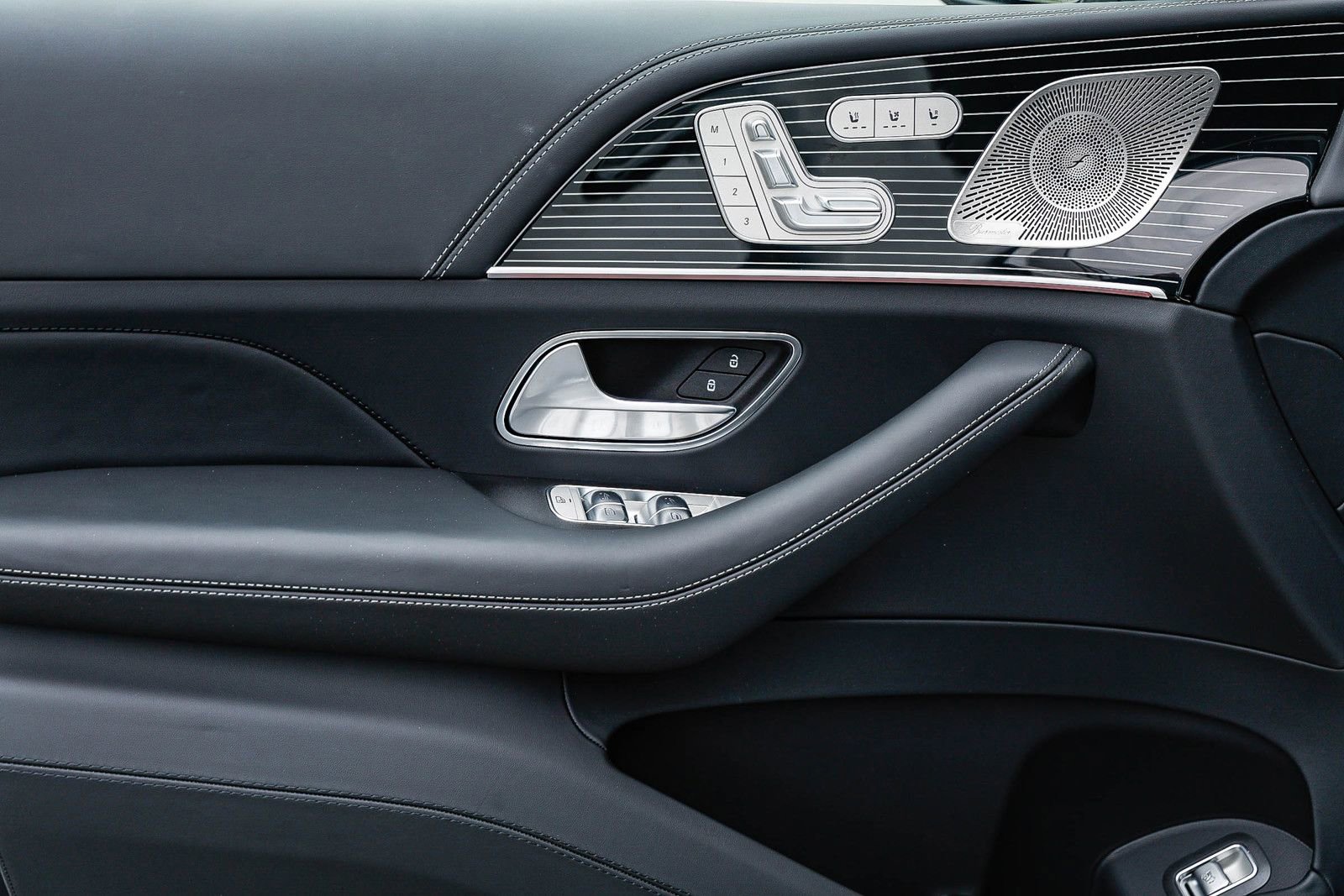 New 2026 Mercedes-Benz Maybach GLS 600 4MATIC image 22