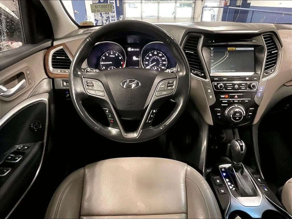 Used 2018 Hyundai Santa Fe Sport FWD image 17