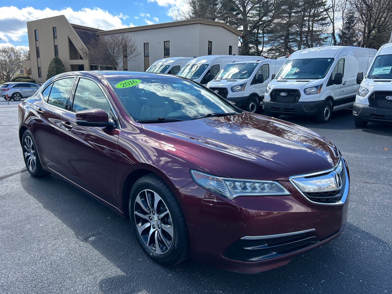 Used 2016 Acura TLX image 3