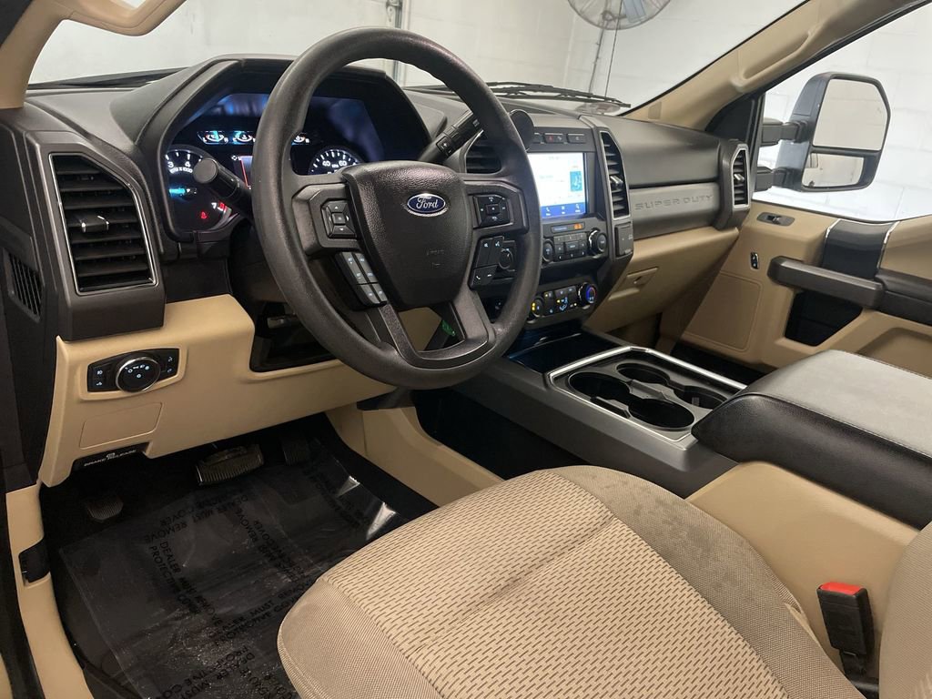 Used 2021 Ford F250 XLT w/ XLT Value Package AWD/4WD image 4