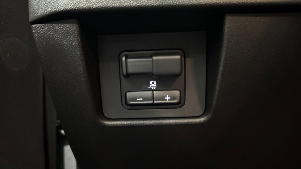 New 2025 Chevrolet Colorado Z71 w/ Technology Package image 25