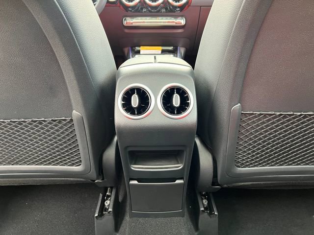 New 2025 Mercedes-Benz GLA 35 AMG 4MATIC image 36